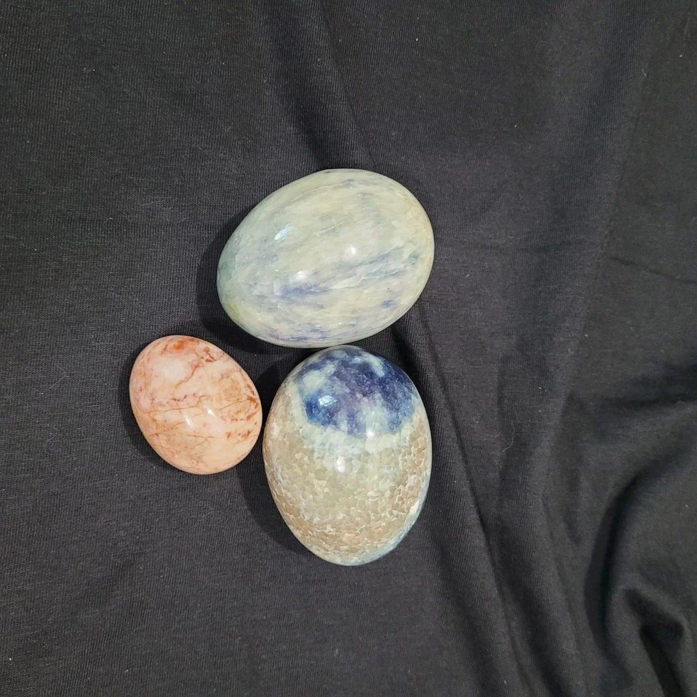 Set of 3 Polished Stone Eggs Natural Crystal Mineral Carvings Collectible Décor